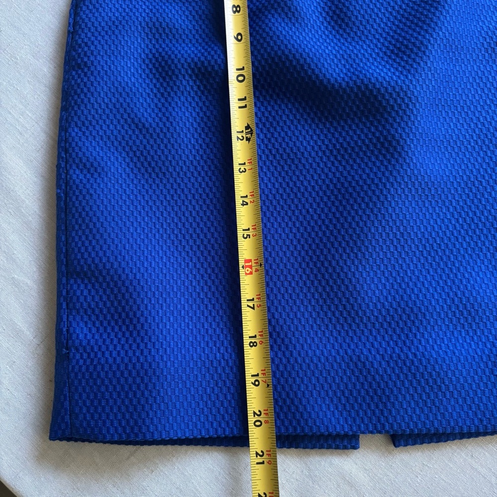 Tahari Royal Blue Blazer Skirt Suit Set Women’s Size 4 Career Office Chic - Picture 13 of 15